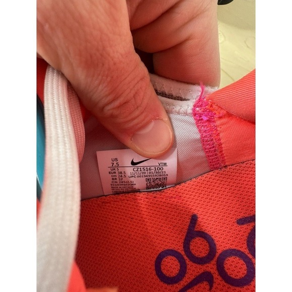 Nike Air Max 2090 CZ1516-100 Twist Hyper Sneaker Size 7.5 Women's Pink Grape - Picture 10 of 11